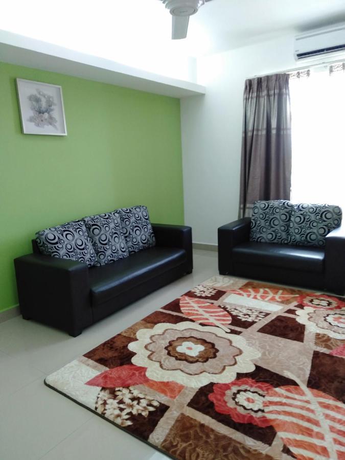 Risqi Apartment 2 Bedroom Wakaf Che Yeh Kota Bahru Luaran gambar