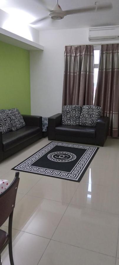 Risqi Apartment 2 Bedroom Wakaf Che Yeh Kota Bahru Luaran gambar