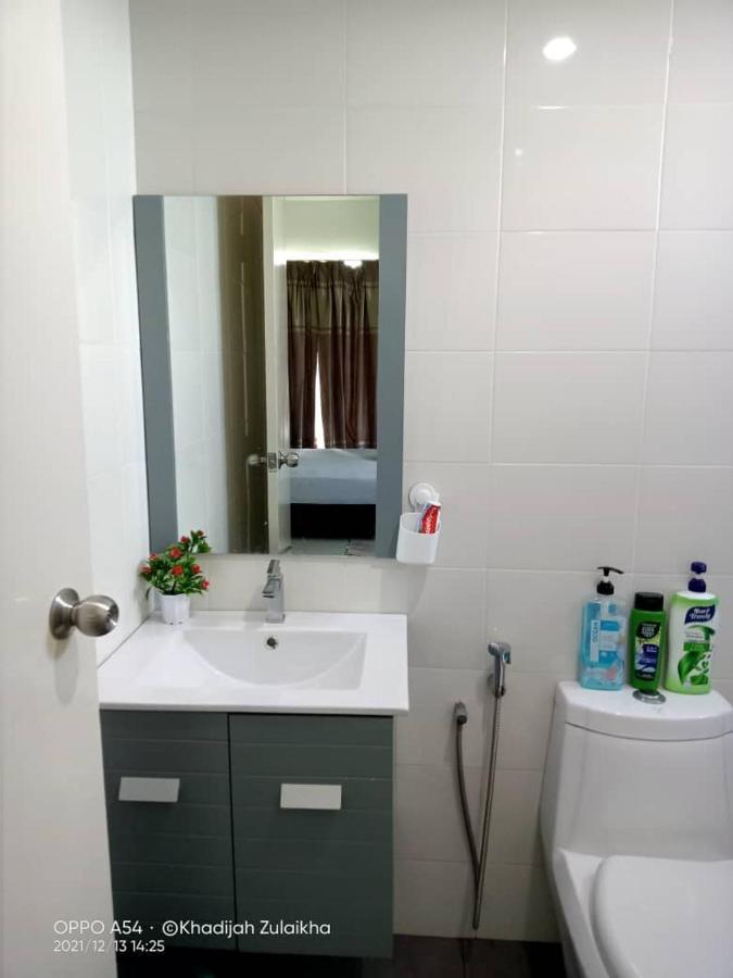 Risqi Apartment 2 Bedroom Wakaf Che Yeh Kota Bahru Luaran gambar